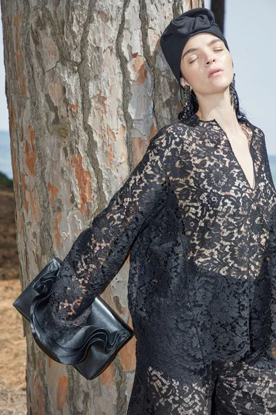 Look 12